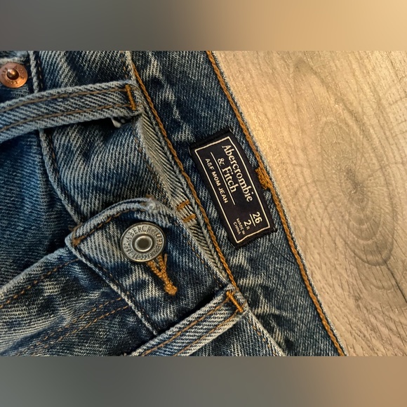 Abercrombie and fitch mom jeans - Picture 4 of 5